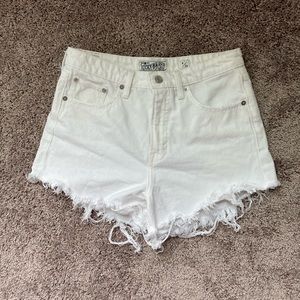 Beautiful Lucky Pins Short Lucky Brand White Shorts Size 8/29